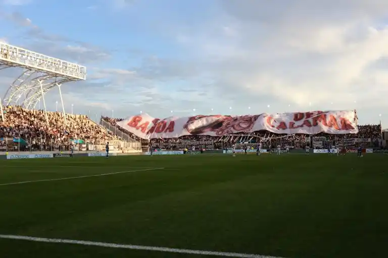 Platense ya jugó en el estadio San Nicolás en 2023.