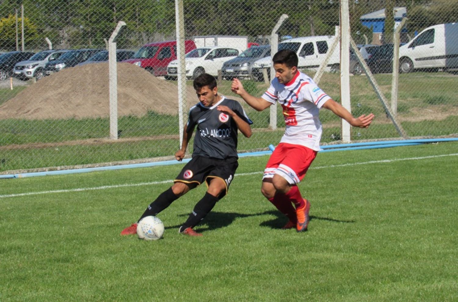 Se juegan los octavos de final del fútbol local