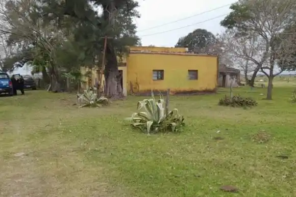 Conmoción por el asesinato de un hombre: lo habrían maniatado y apuñalado en la zona rural de Laguna Paiva