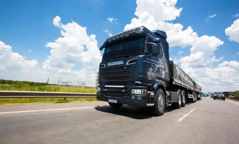 El Gobierno liberó la circulación de bitrenes y la Provincia alertó por el mal estado de las rutas