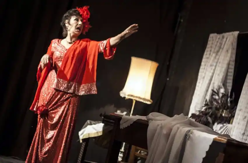 Diez días a puro diálogo entre el teatro y el público