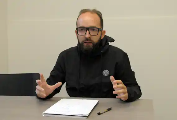 Carrillo y Condino elaboran un proyecto de ordenanza para regular contenedores en la vía pública
