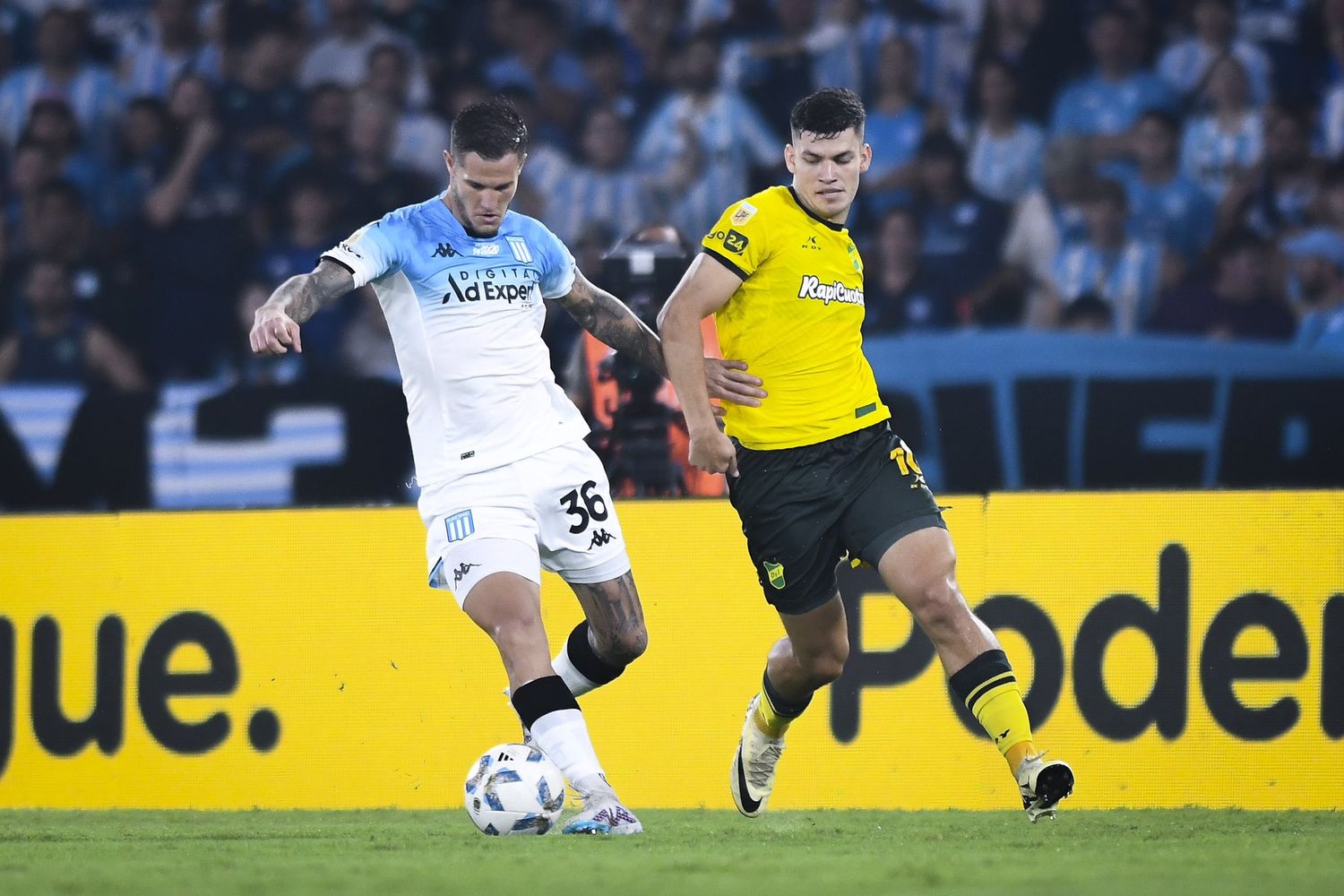 Racing salvó un punto con gusto a poco ante Defensa