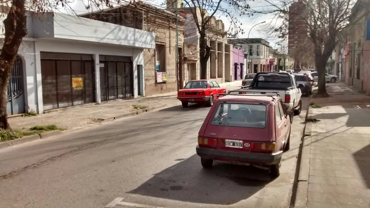 Luján: Asesinaron a una persona en pleno centro de la ciudad
