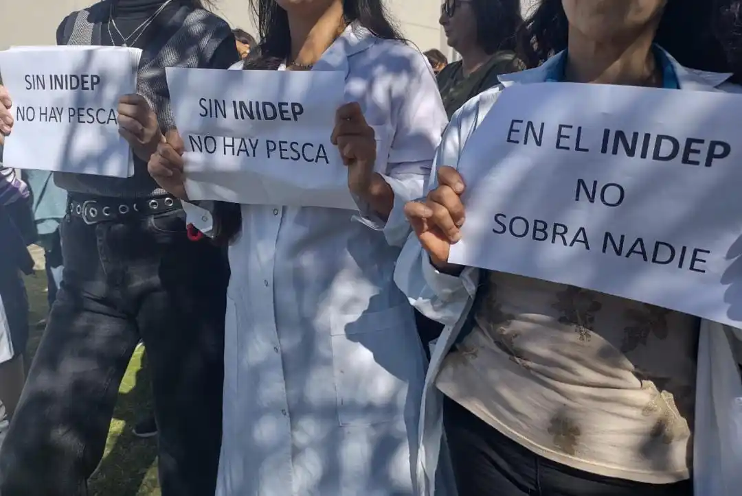 Los trabajadores tuvieron un tenso encuentro con el funcionario nacional.