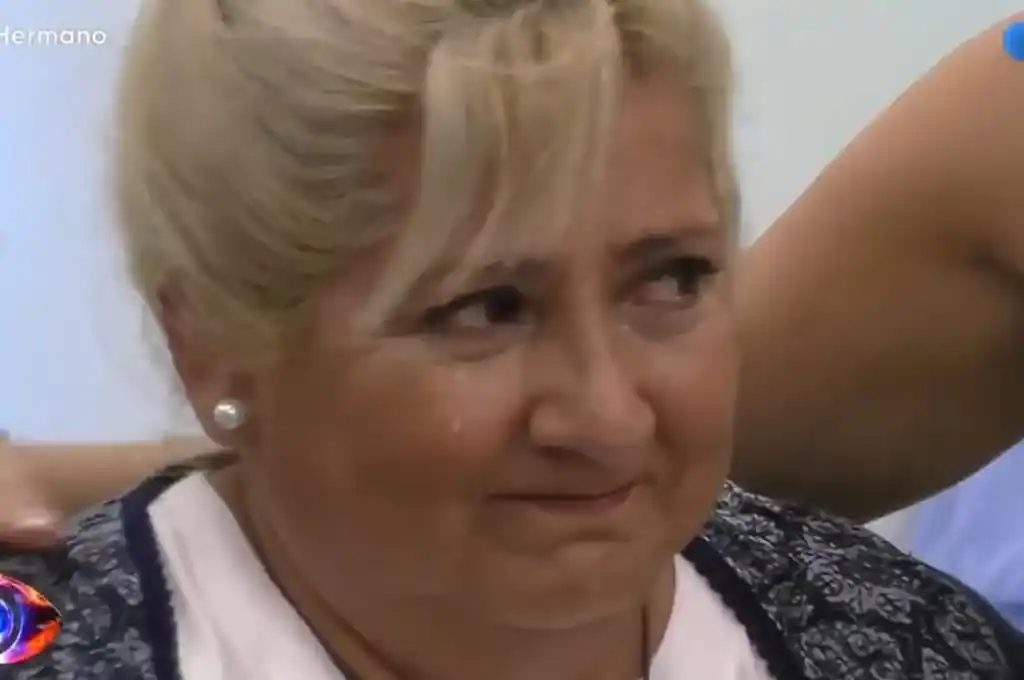 Petrona rota en llanto