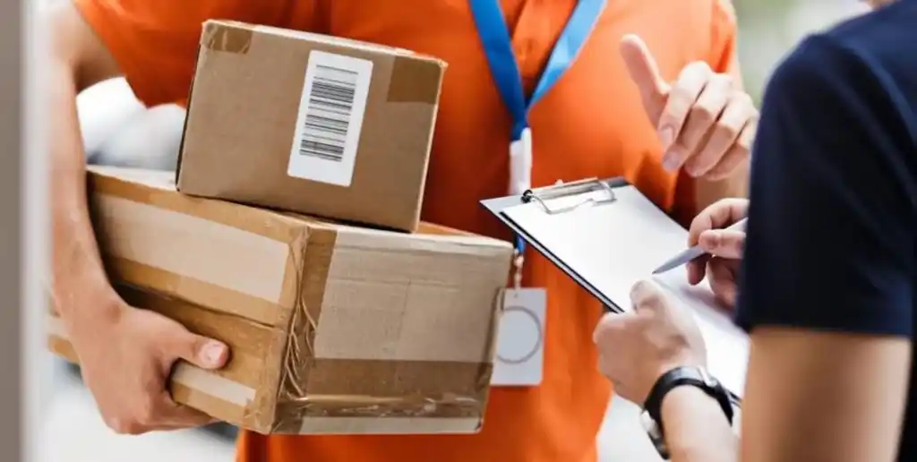 Arca busca ejercer un efecto disuasivo sobre quienes no puedan justificar el origen de las transacciones ante el crecimiento de la compra de mercaderías por courier.