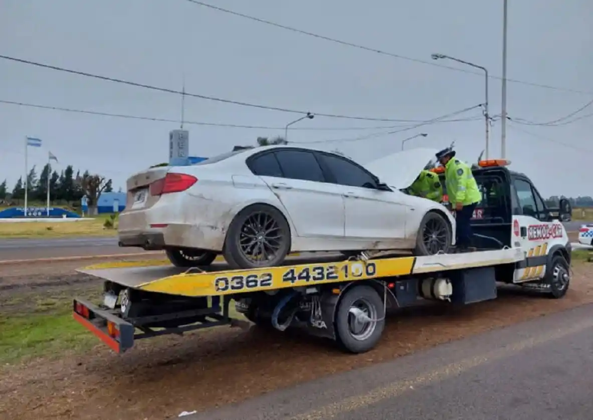 En un puesto caminero retuvieron a un vehículo que transportaba un auto con pedido de secuestro