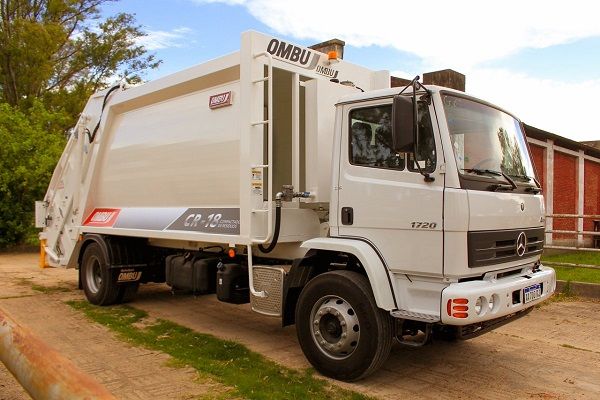 Higiene Urbana incorporó dos camiones nuevos
