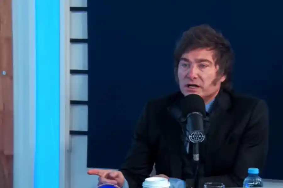 Milei dijo que un alto jefe del FMI actúa en connivencia con Massa y el kirchnerismo contra su gobierno