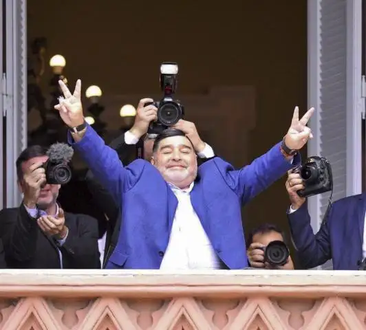 Maradona viajó a Venezuela para darle apoyo a Maduro
