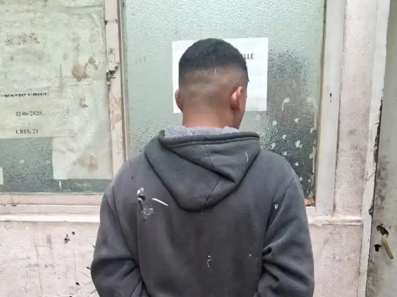 Trató de robar el cereal que transportaba camión en avenida Circunvalación y lo detuvieron.