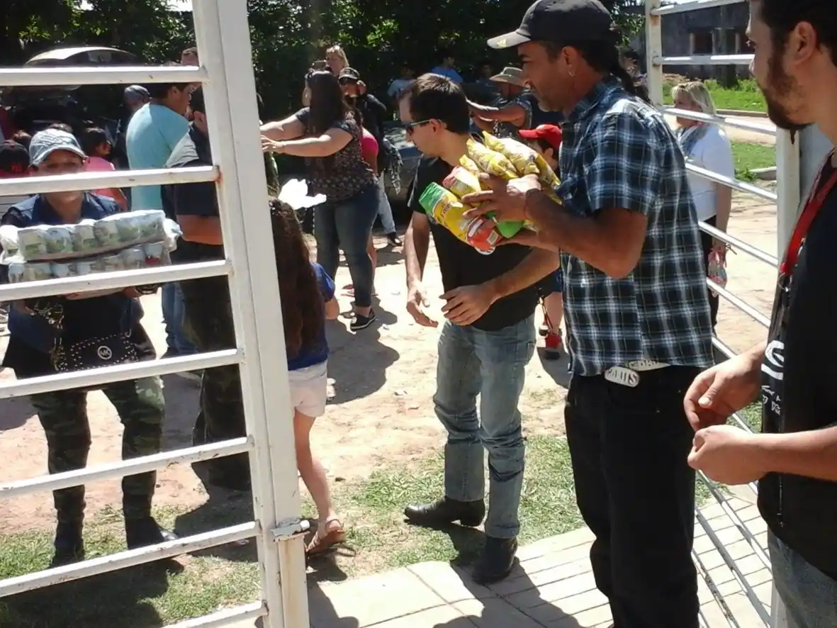 Moteros solidarios emprenden una caravana en ayuda a escuelas rurales de Gualeguay