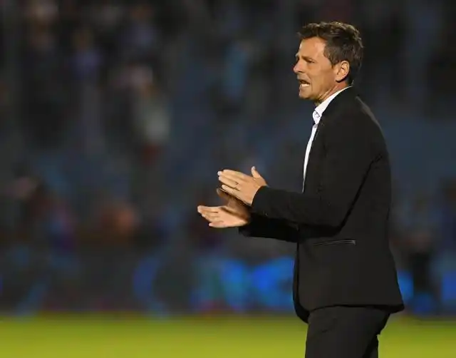 Racing-Mitre juegan el viernes 18, pero sin estadio confirmado