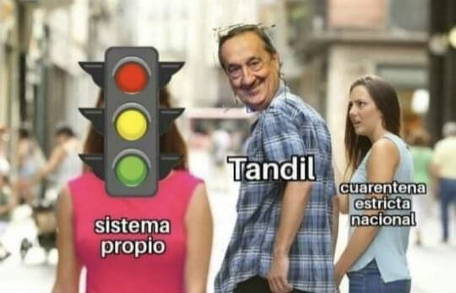 Tras los anuncios municipales, los memes invadieron las redes