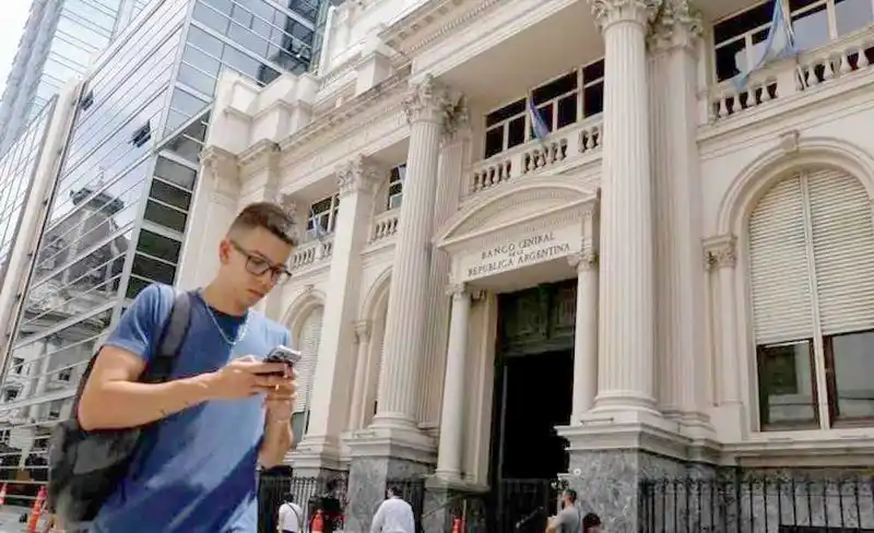 La Argentina comenzó su regreso a los mercados internacionales de crédito