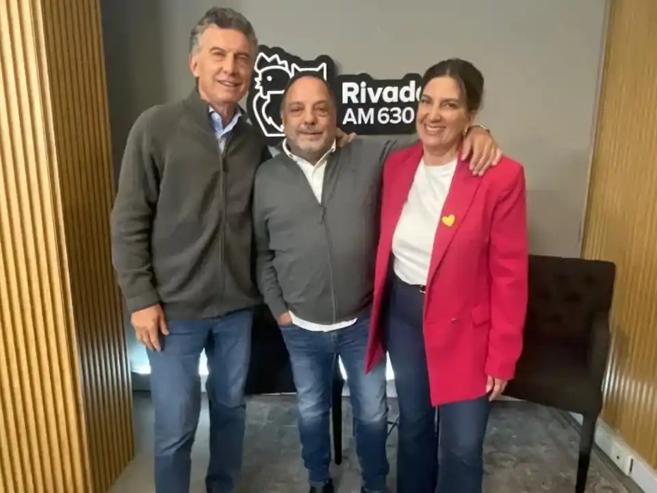Mauricio Macri, Baby Etchecopar y Silvia Lospennato. Foto: NA