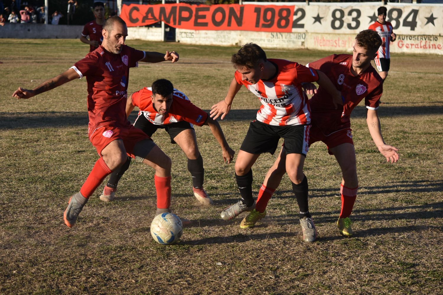 Paraná y Mitre no hicieron goles y Sportivo, en una apasionante definición, se coronó campeón del Apertura para Primera A