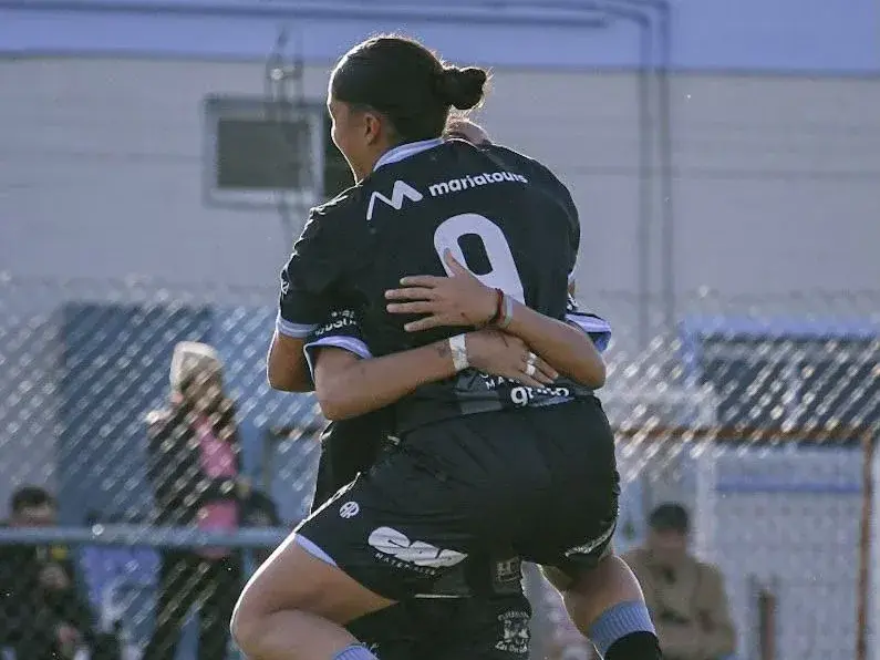 Las Cremosas vencieron 1 a 0 a Camioneros con gol de Sheila Carrizo. Foto:AR