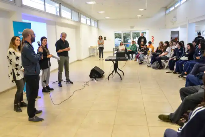 Jóvenes chascomunenses de distintas escuelas participaron del programa “Futuro Memoria”