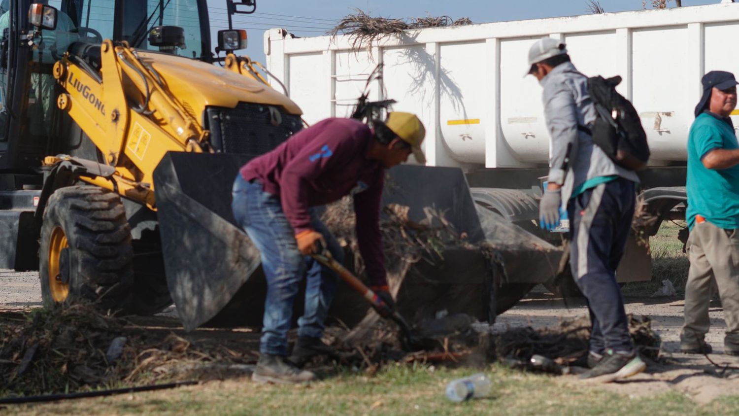 El plan integral de limpieza llegó esta semana a más de 40 barrios capitalinos