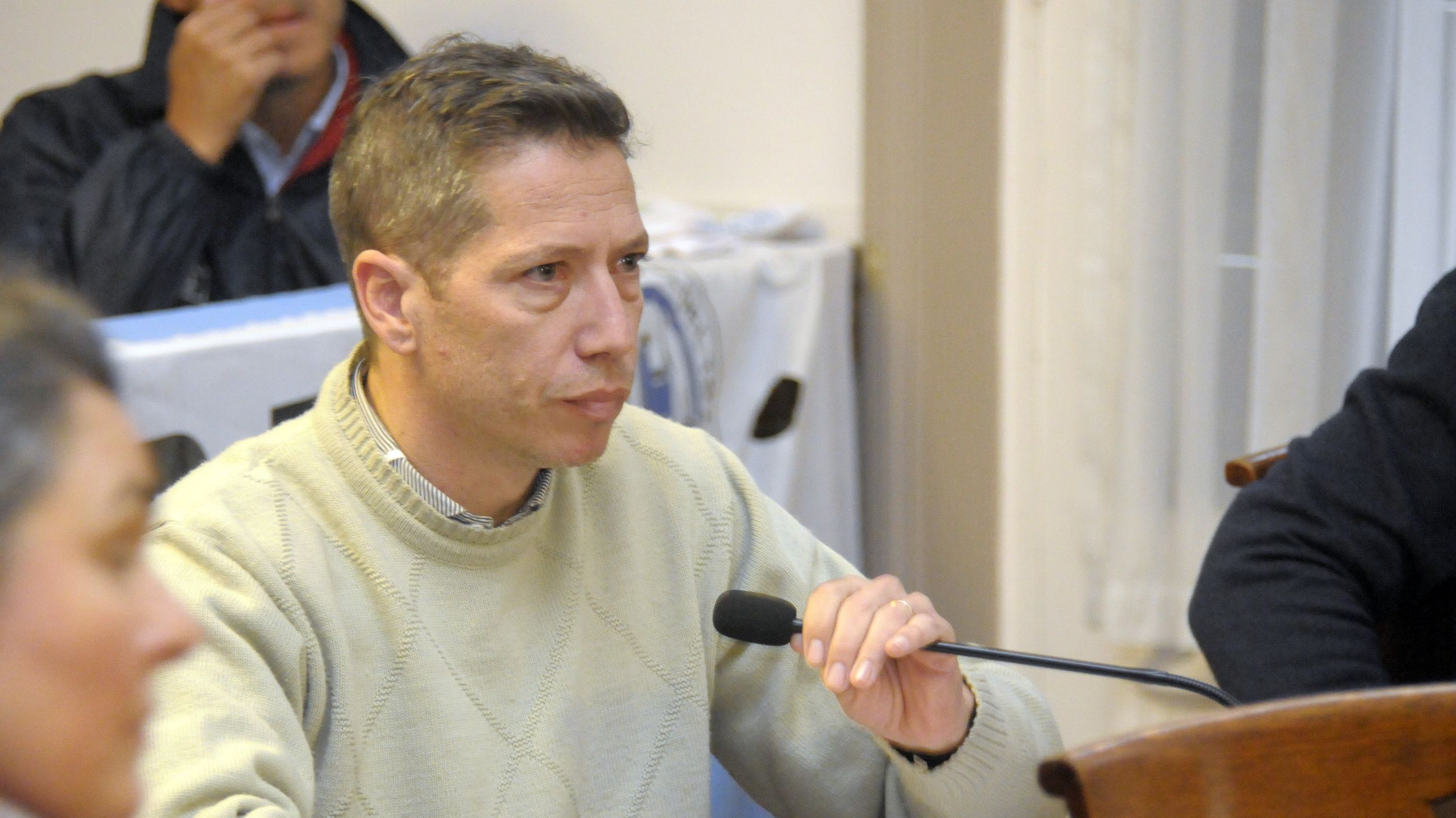 Basados en la Ley orgánica de las Municipalidades, LLA pidió analizar la validez del aumento del boleto