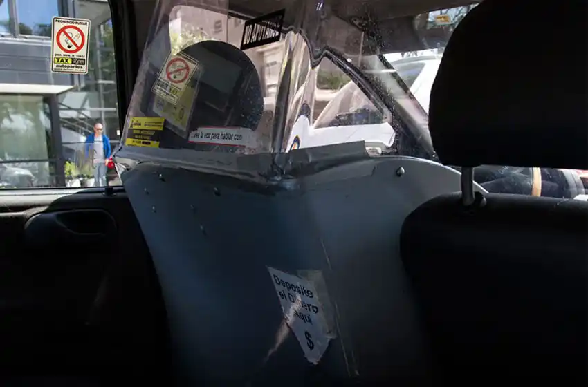 Mamparas antivandálicas para taxis: «Si quieren pueden ponerlas, la ordenanza ya existe»