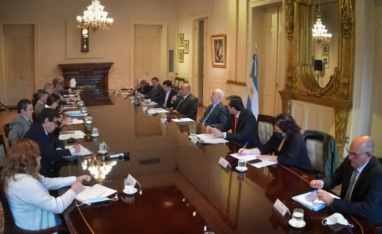El Gobierno conformó una mesa de trabajo para controlar los precios de los medicamentos