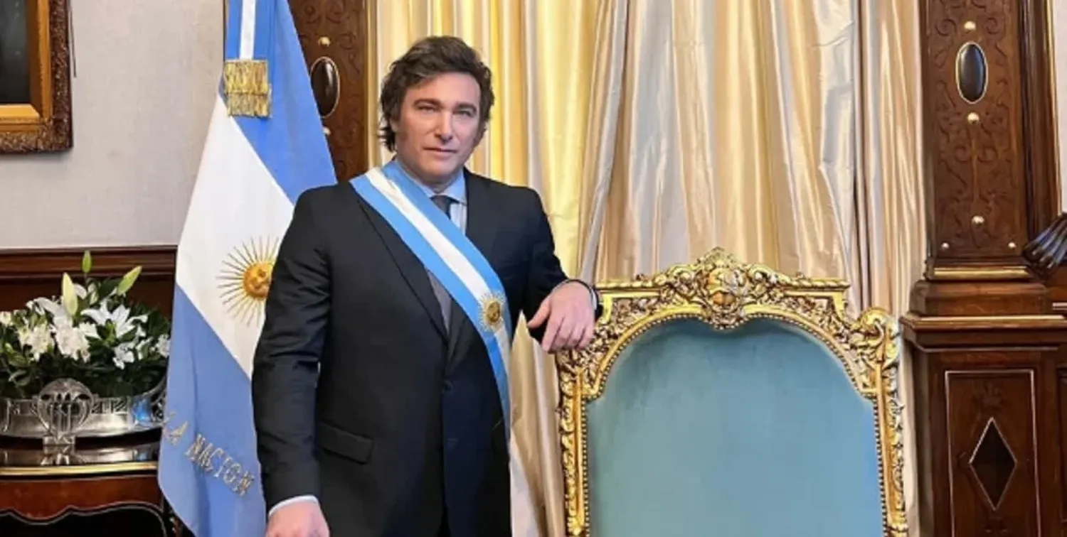 Javier Milei dio a conocer su primer DNU con el que espera promover los cambios que, según sus propios enunciados, pueda ponerse fin a cien años de colectivismo.