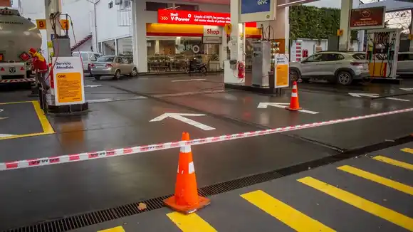 Por la ola polar, extendieron la suspensión de la venta de GNC en Córdoba, Mendoza y Tucumán