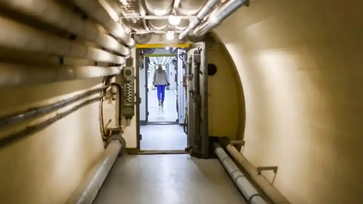 ALEMANIA PREPARA REFUGIOS ante escalada de tensiones con Rusia