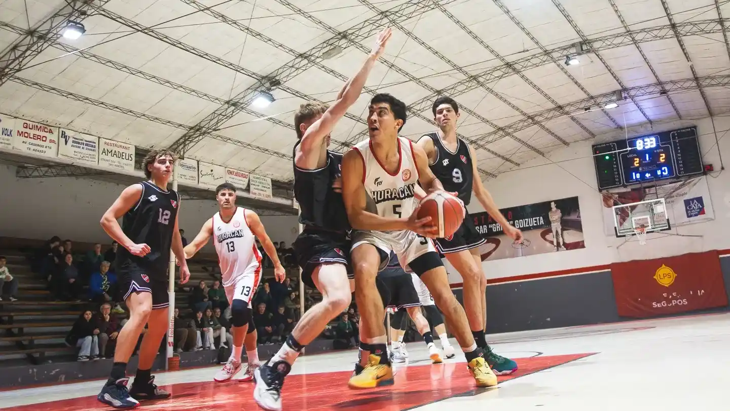 Huracán cayó ante Argentino y ya piensa en su par (ph: Nahuel La Grutta)