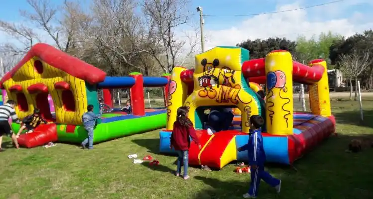 Día del Niño: Por la lluvia, el municipio posterga varias fiestas en los barrios
