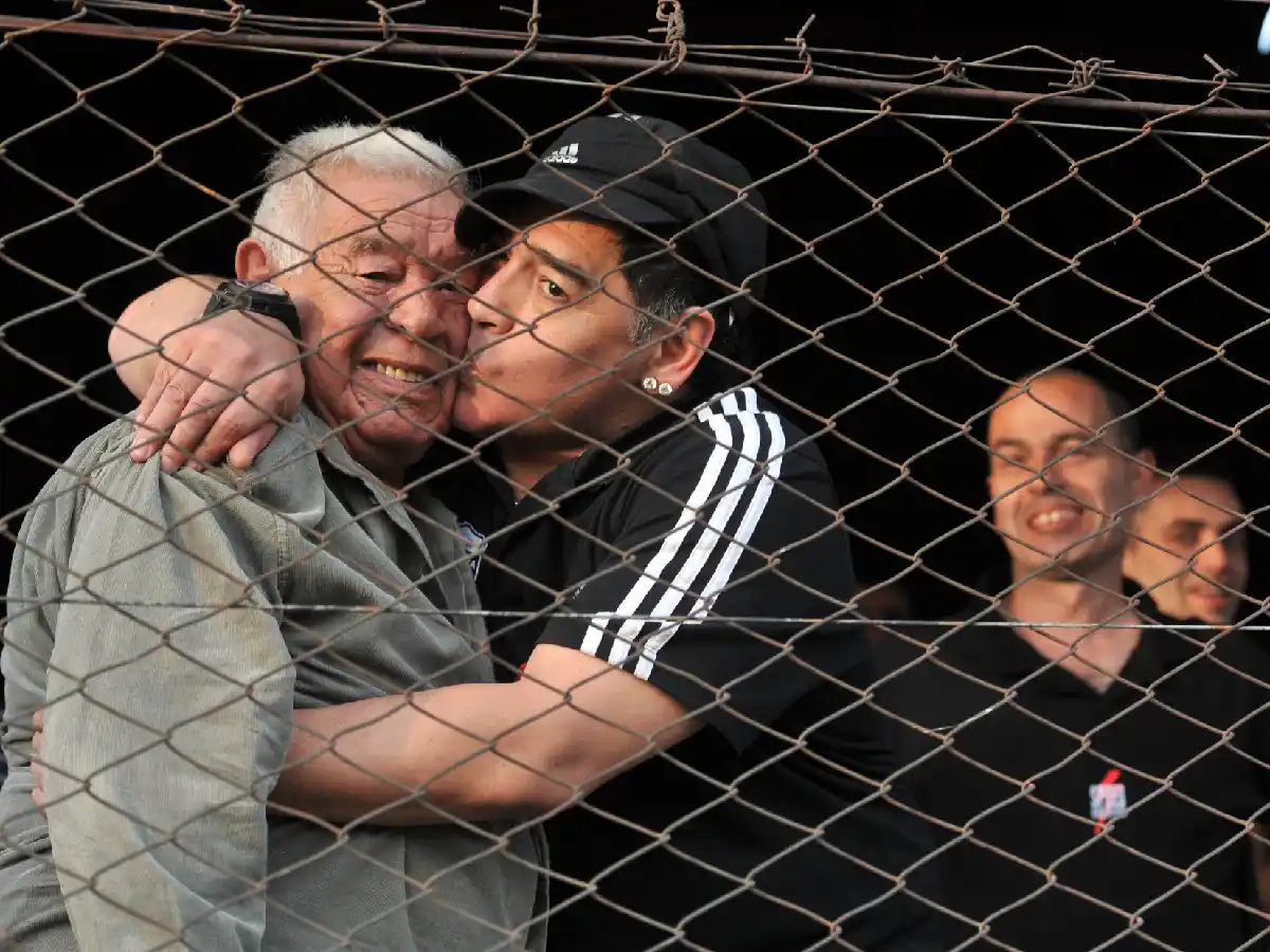 Dieguito, el pibe siempre agradecido a "Doña Tota" y "Don Diego"