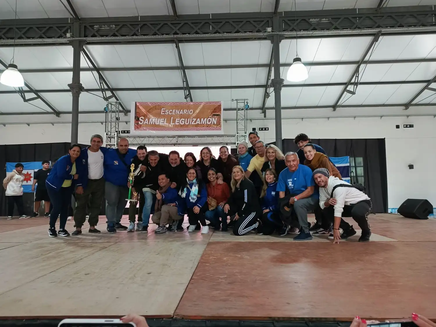 Destacada actuación de la Escuela Municipal de Danzas Folclóricas en festival nacional