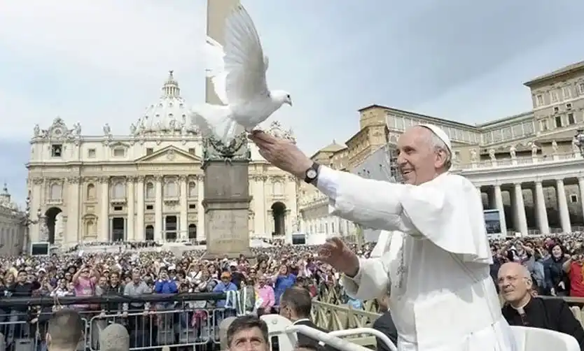 Achával, tras la muerte del Papa: “Gracias por hacer de este mundo un lugar mejor”
