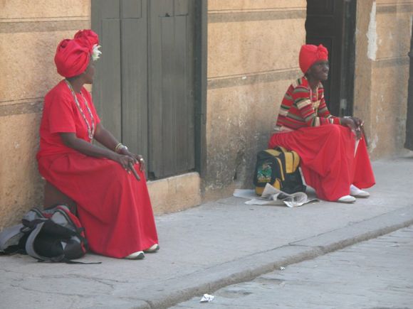 ¿Looks o Bebés? Abortos en Cuba para la industria comunista cosmética