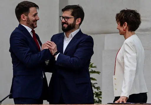 TRAS FRACASO DE LA NUEVA CONSTITUCIÓN: Boric anuncia cambios en su gabinete ministerial