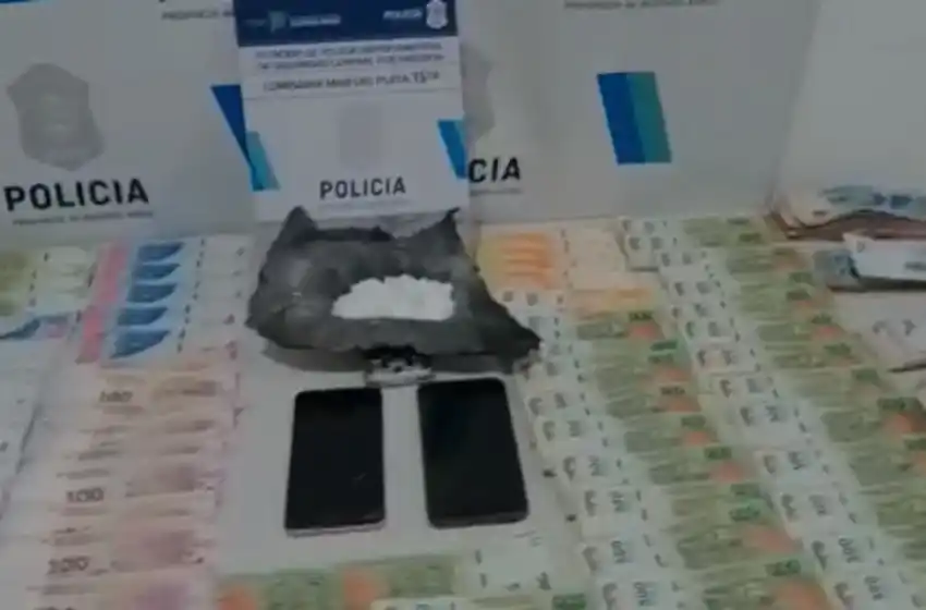 Alto Camet: detienen a un hombre que tenía cocaína y $34.000 en su auto