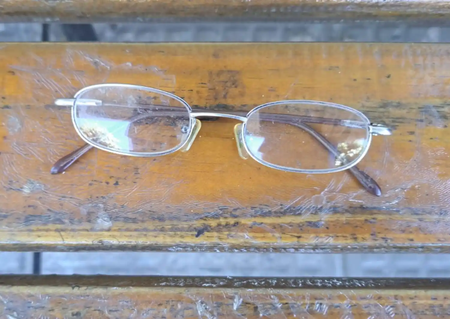Lentes encontrados en la vía pública