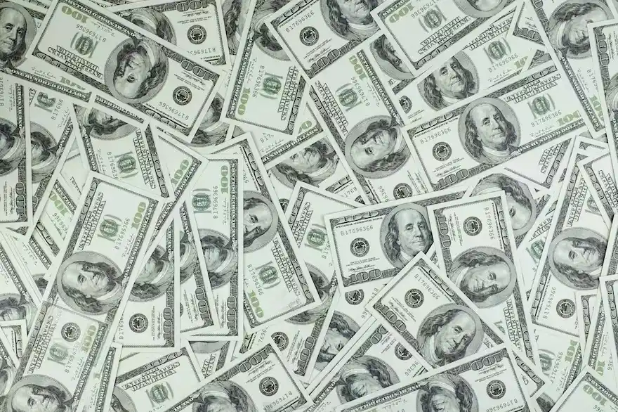 Es posible evitar el recargo pagando el resumen con dólares desde tu cuenta.