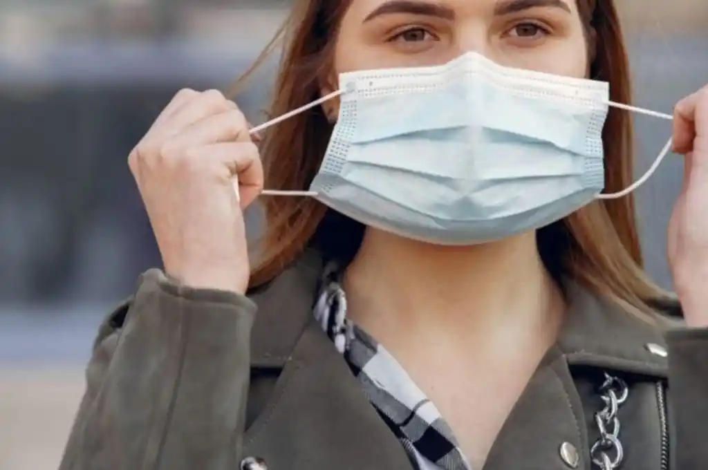 La ANMAT prohibió un barbijo “falsificado” porque no pudo garantizarse su eficacia