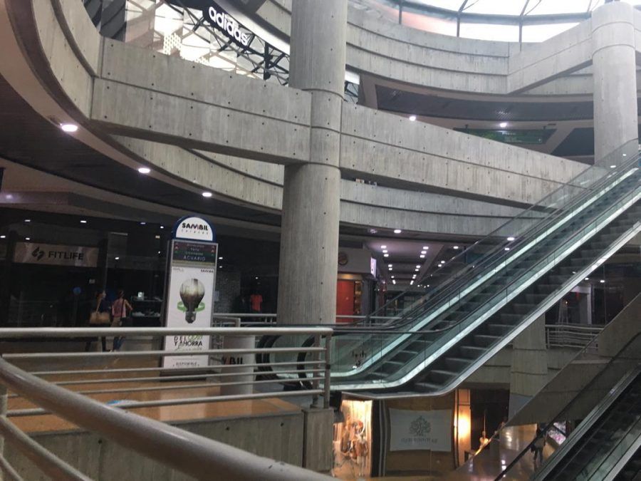 Los centros comerciales se reactivan: Cavececo apunta a la «renovación de algunos espacios»