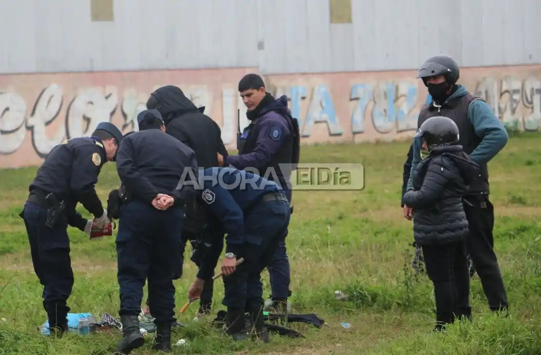 Qué encontraron en la mochila del hombre que apuñaló a su ex y cómo impacta en la causa