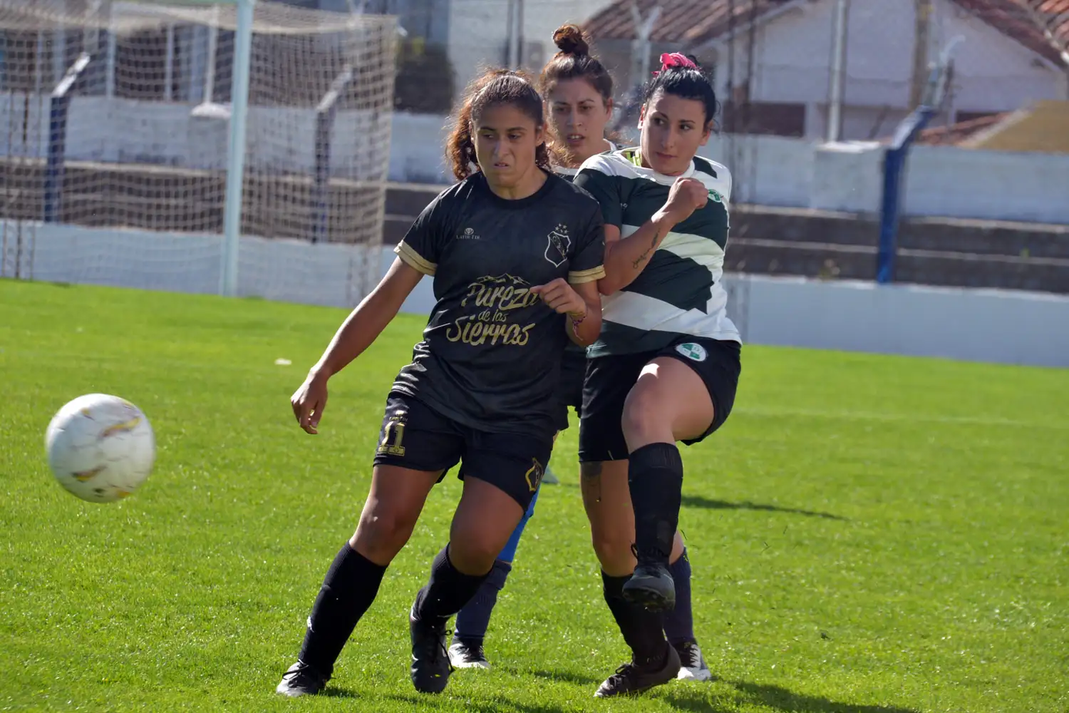 San José se impuso a Juventud Unida en el estadio San Martín.