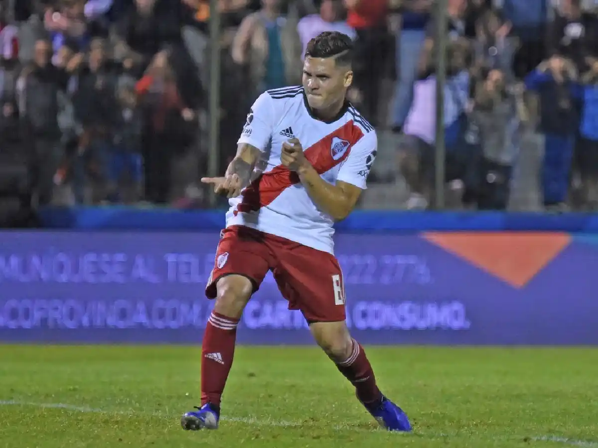 Examen aprobado para River