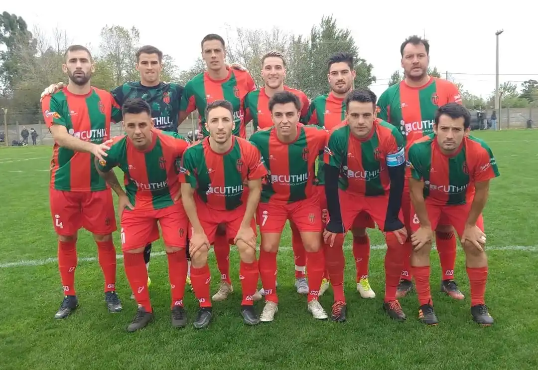 FOTO LIGA TANDILENSE DE FÚTBOL Velense es el puntero.