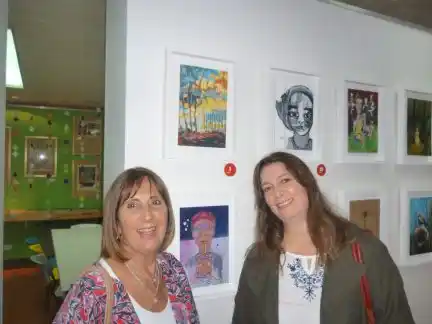 Exitosa subasta de obras de arte en pequeño formato