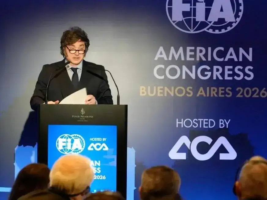 Javier Milei este lunes en el Congreso Americano de la FIA.
