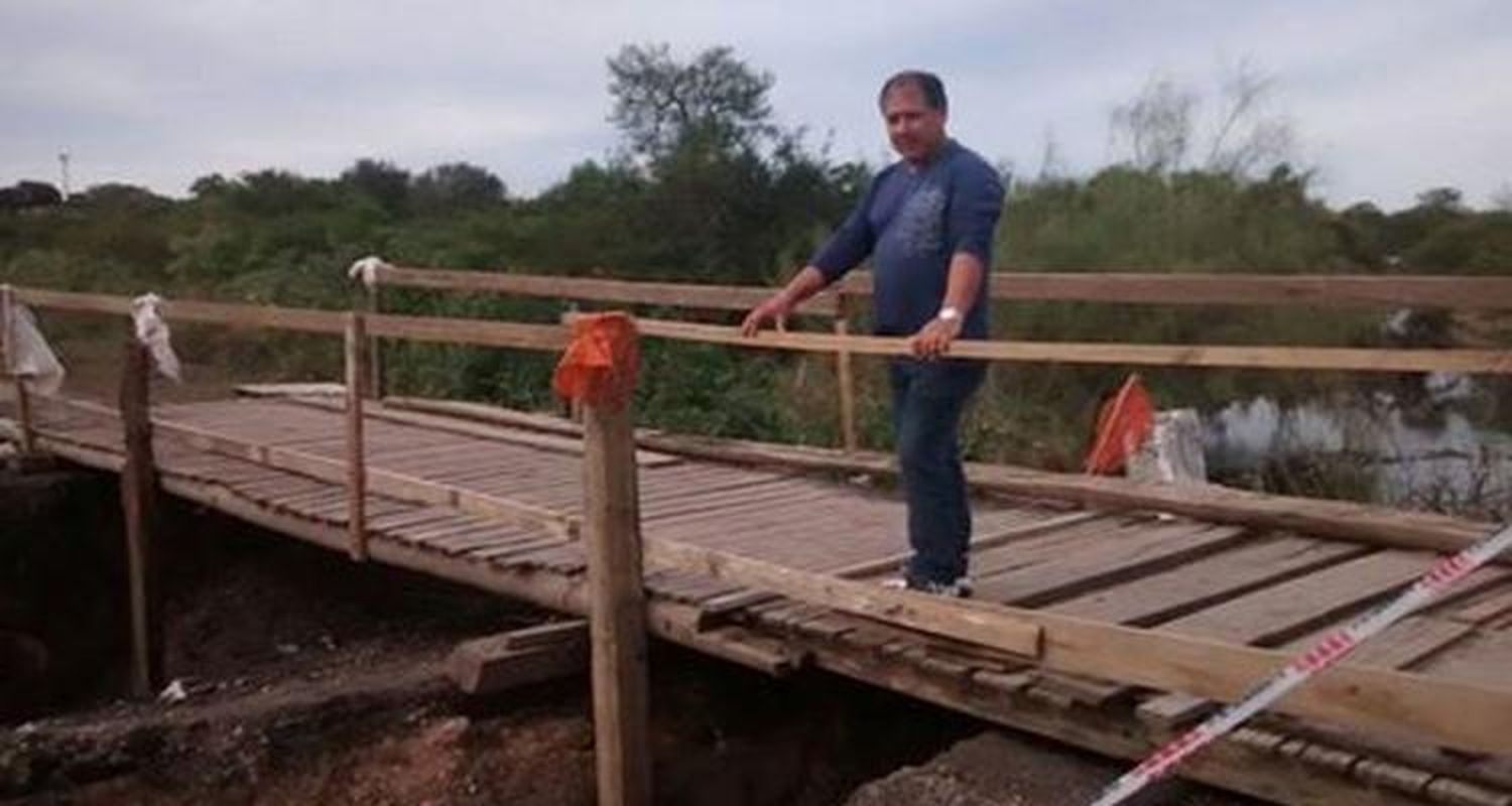 > No pudo conocer el puente